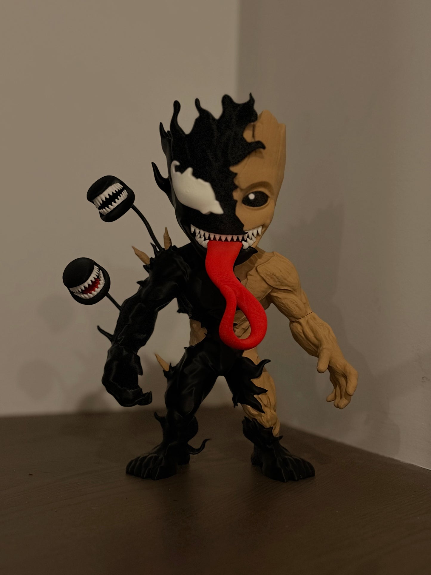 Venom X Groot