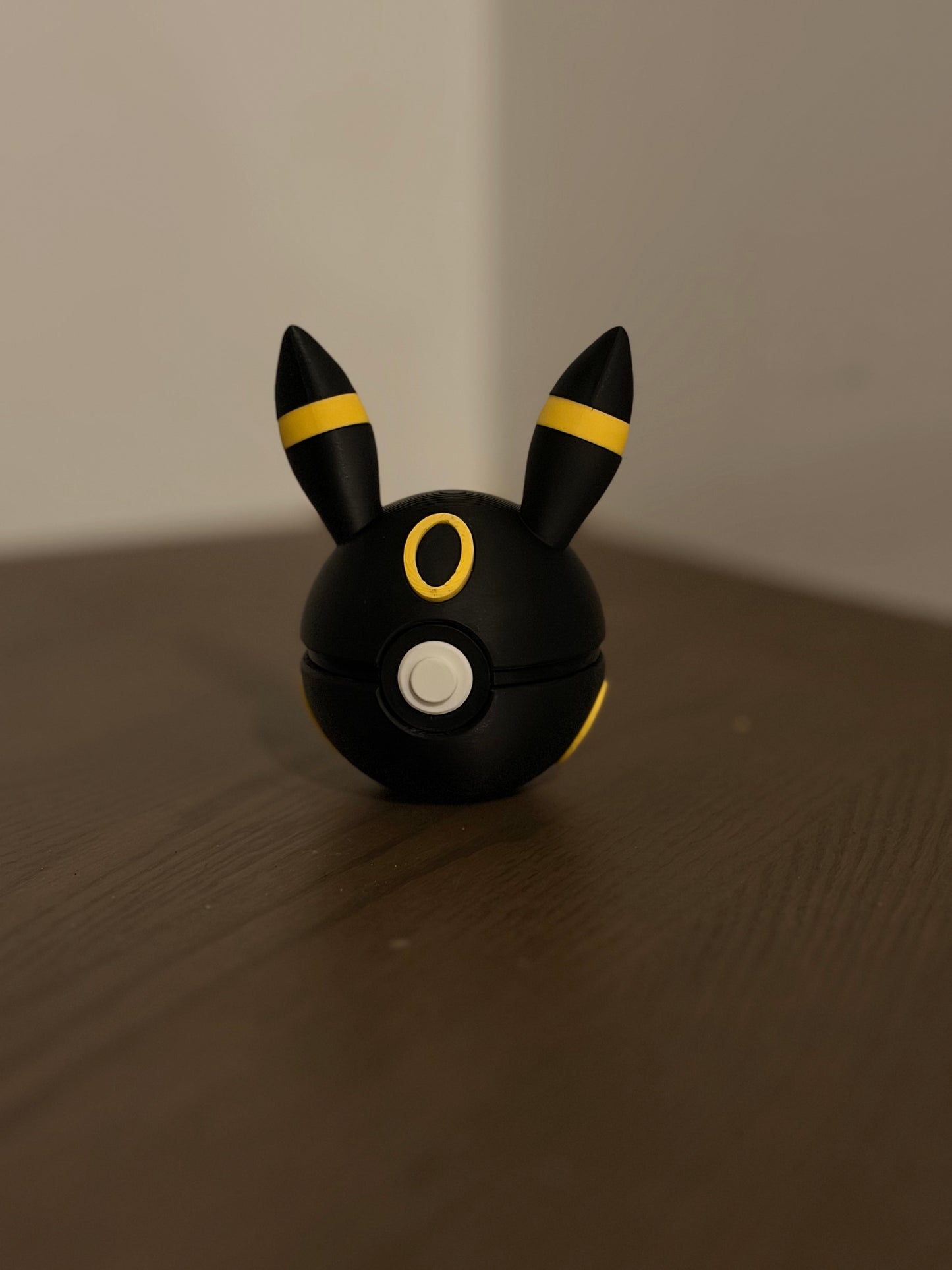 Umbreon - POKEBALL