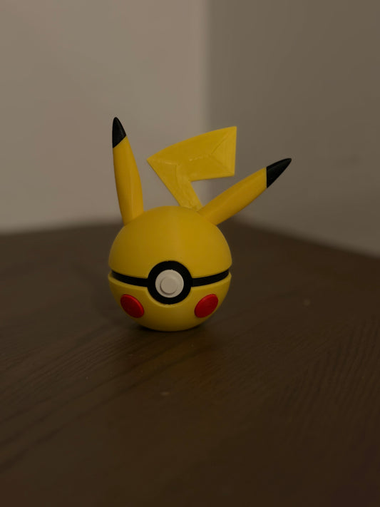 Pikachu - Pokeball