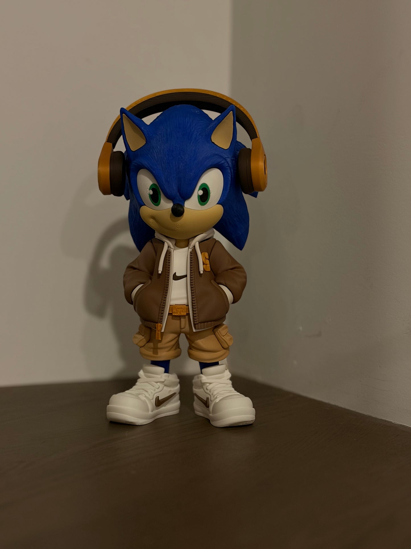 Sonic -Street style